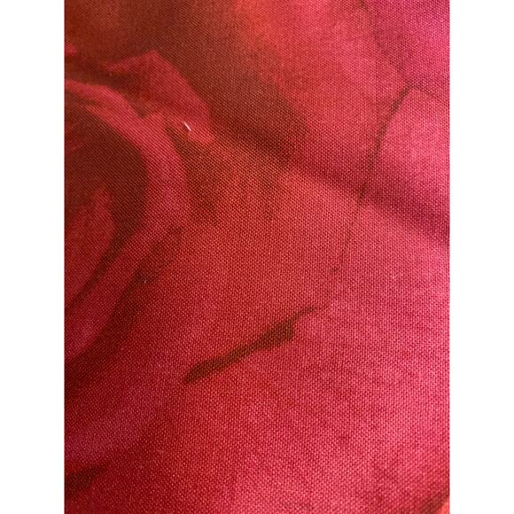 Quilt Fabric Lot Reds at least 4 yards - Picture 5 of 9